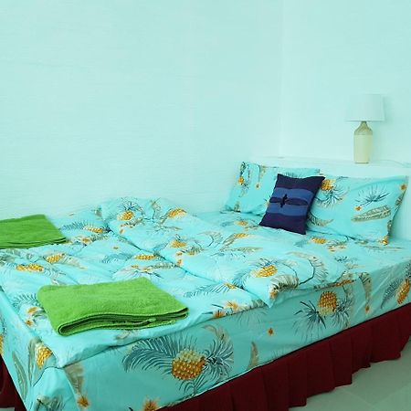 Koh Mook Hostel Bagian luar foto