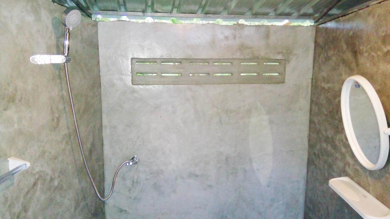 Koh Mook Hostel Bagian luar foto
